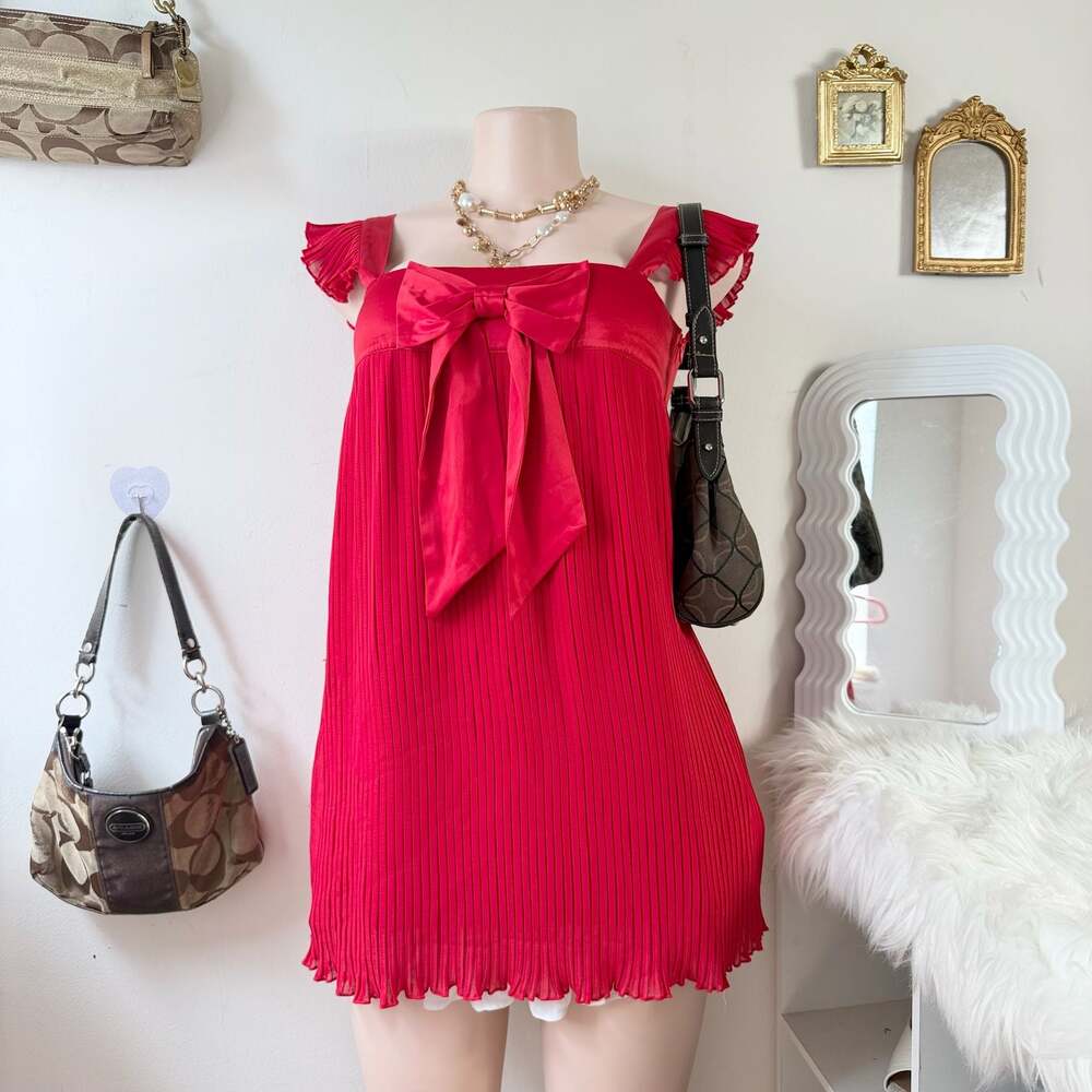XOXO Red Pleated Mini Dress with Bow Front Detail